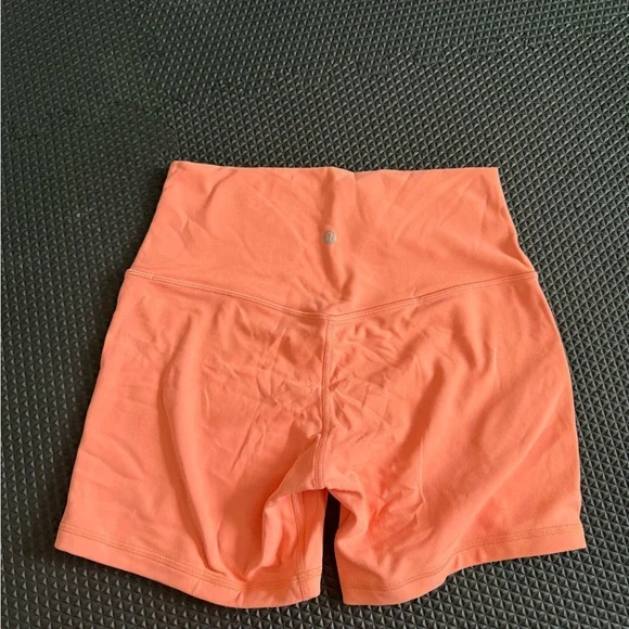 Lululemon Align Shorts - Picture 3 of 4